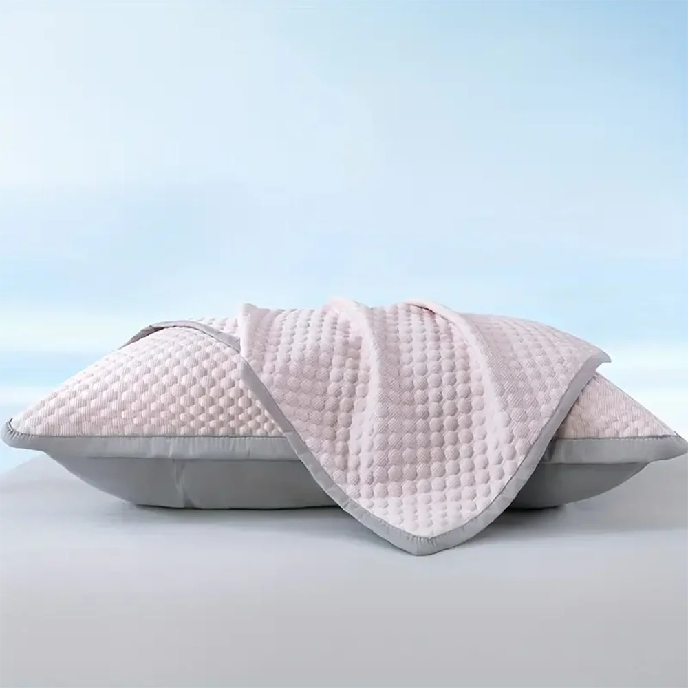 Frosté ice-silk cooling pillowcase in pink